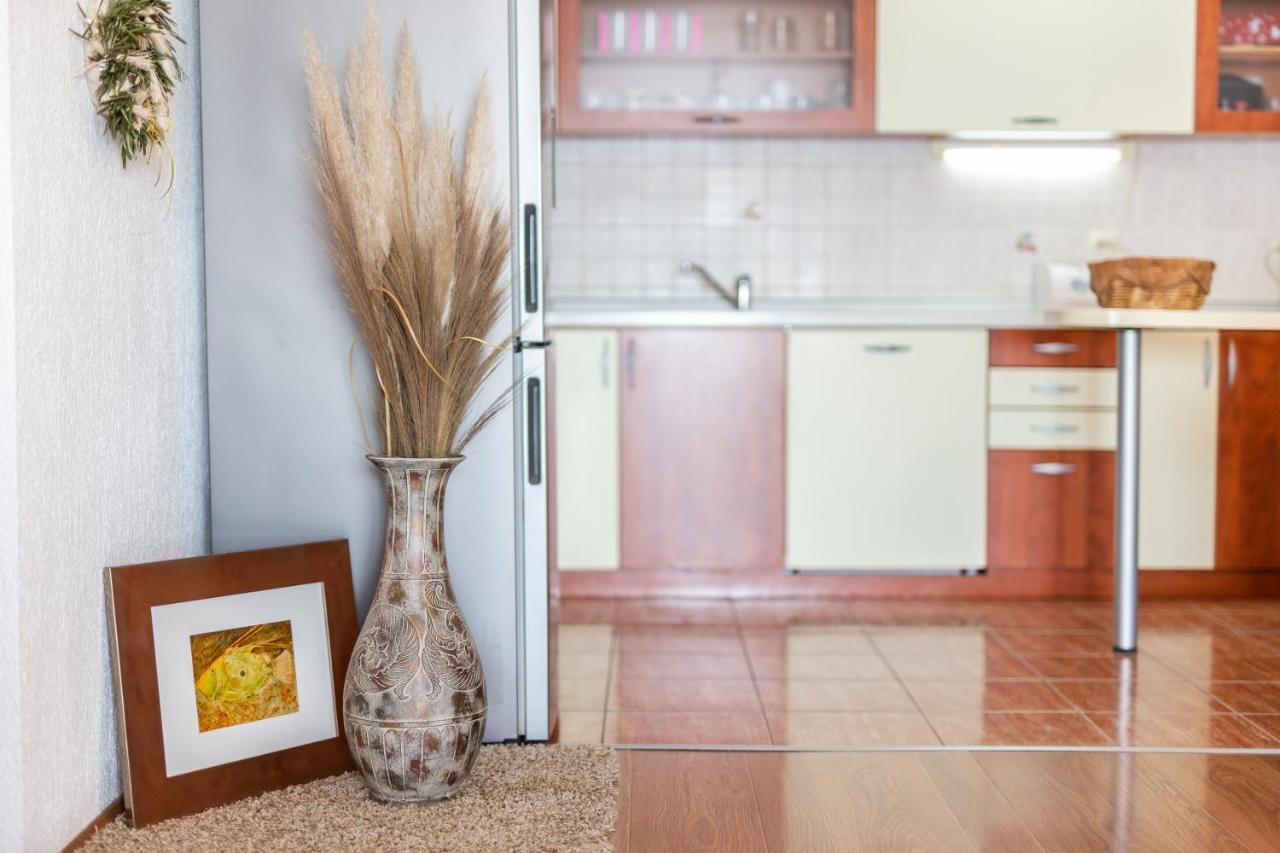 סנג' Apartman Mia מראה חיצוני תמונה