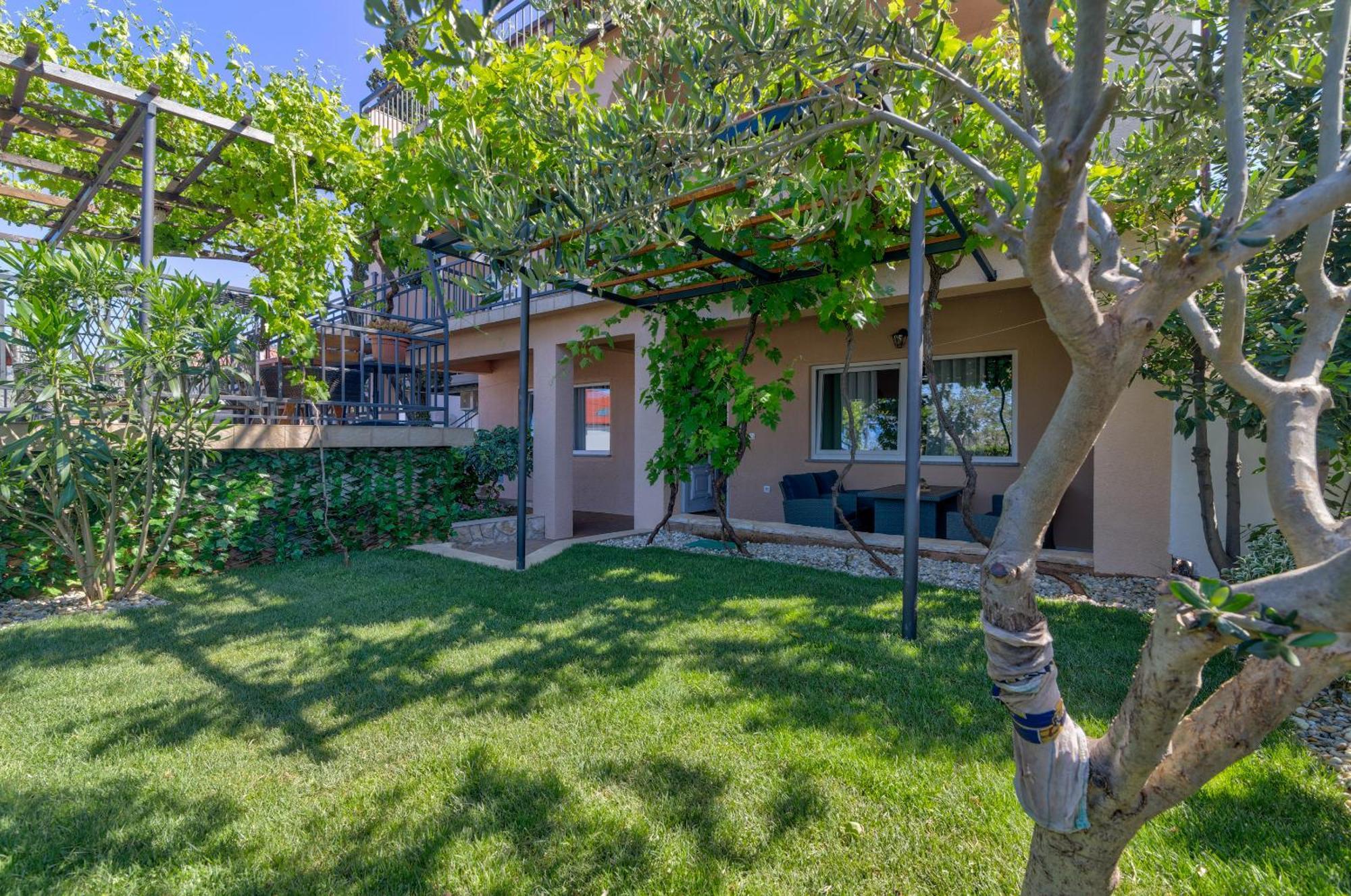 סנג' Apartman Mia מראה חיצוני תמונה